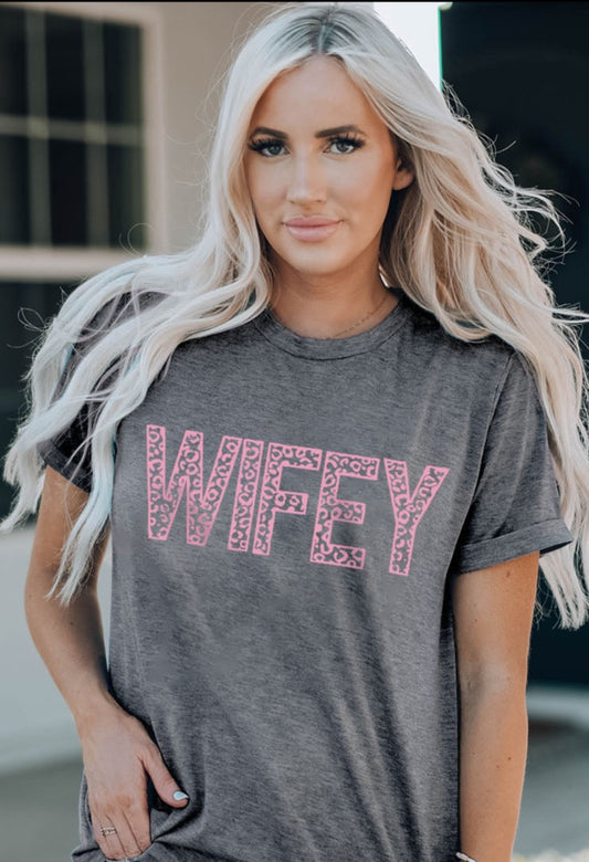 WIFEY Graphic Tee